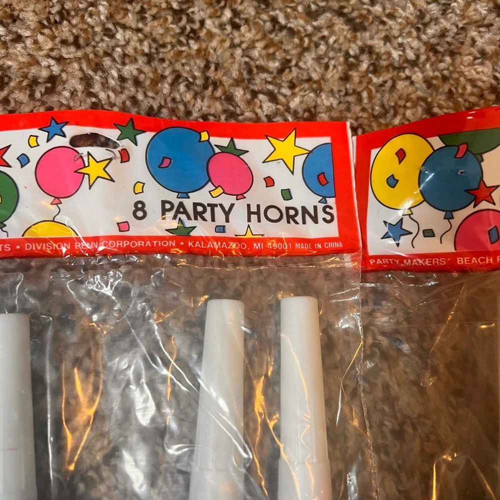 Vintage Party Horns 8 Count Happy Birthday at Heart Celebration Noisemakers Kids